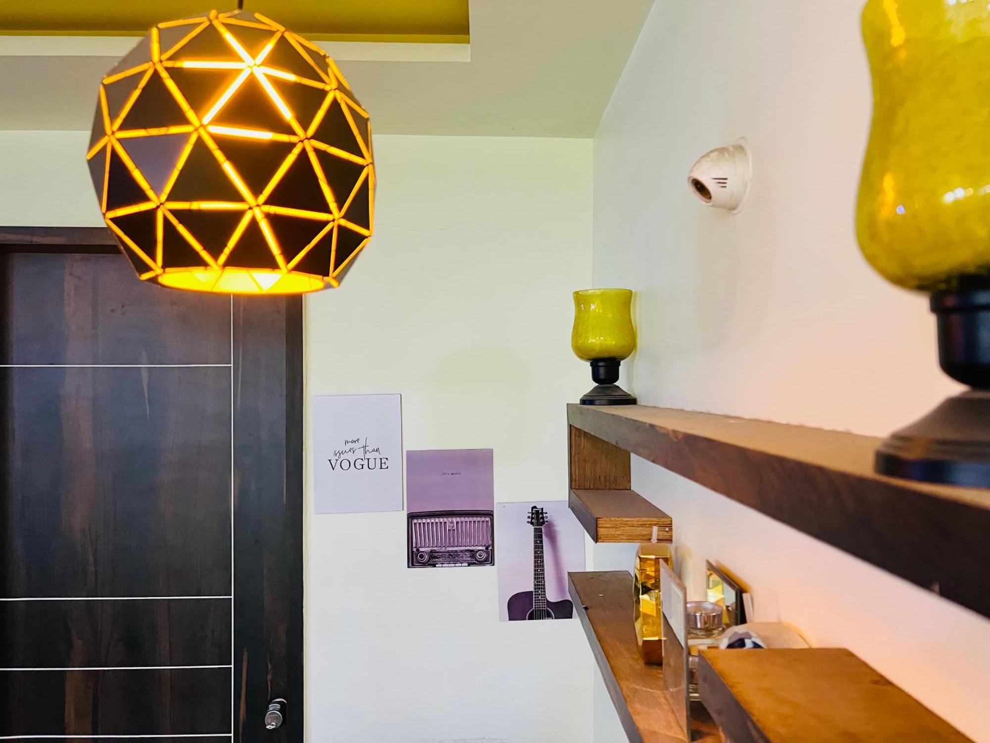 7 Seasons Palm Suite With Sky Orbit, Balcony, Swimming Pool, Wifi, Playground Rádzskot Kültér fotó